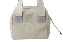 Load image into Gallery viewer, CHANEL シャネル ハンドバッグ チョコバー ココマーク キャンバス レザー ベージュ シルバー金具 8番台 2003年 美品 中古 55234