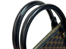Load image into Gallery viewer, 極美品 CELINE セリーヌ ハンドバッグ DM99/1 マカダム柄 ゴールド金具 PVC レザー ブラック 中古 55238