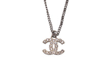 Load image into Gallery viewer, CHANEL シャネル ネックレス チョーカー ココマーク ラインストーン シルバー チェーン P13V 美品 中古 55253