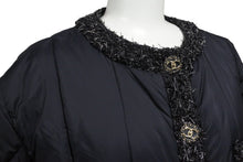Load image into Gallery viewer, 新品同様 CHANEL シャネル ジャケット ブルゾン ココマーク ブラック ポリアミド ツイード 38 P60016V45660 中古 55268