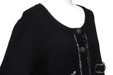Load image into Gallery viewer, CHANEL シャネル カーディガン ココマークボタン P42011W04956 タグ無し カシミヤ ニット ブラック ホワイト 美品 中古 55319