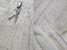 Load image into Gallery viewer, CHROME HEARTS クロムハーツ ダガージップ ニットベスト フード ホワイト シルバー925 カシミヤ サイズS 美品 中古 55352