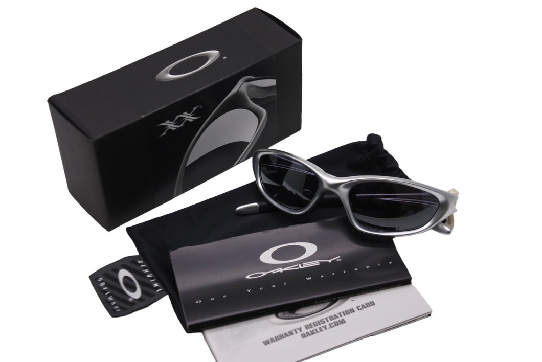 OAKLEY オークリー トゥエンティ XX サングラス シルバー アクセサリー アイウェア 眼鏡 美品 中古 55401 