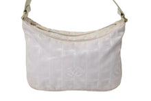 Load image into Gallery viewer, CHANEL シャネル ハンドバッグ ニュートラベルライン ココマーク 8番台 ピンク ナイロン ゴールド金具 良品 中古 55411