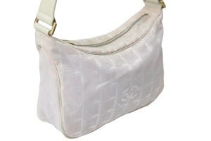 CHANEL シャネル ハンドバッグ ニュートラベルライン ココマーク 8番台 ピンク ナイロン ゴールド金具 良品 中古 55411