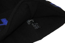 Load image into Gallery viewer, 極美品 CHANEL シャネル ココマークロゴ ニット帽 帽子 キャップ ビーニー カシミア ブラック ブルー 中古 55418