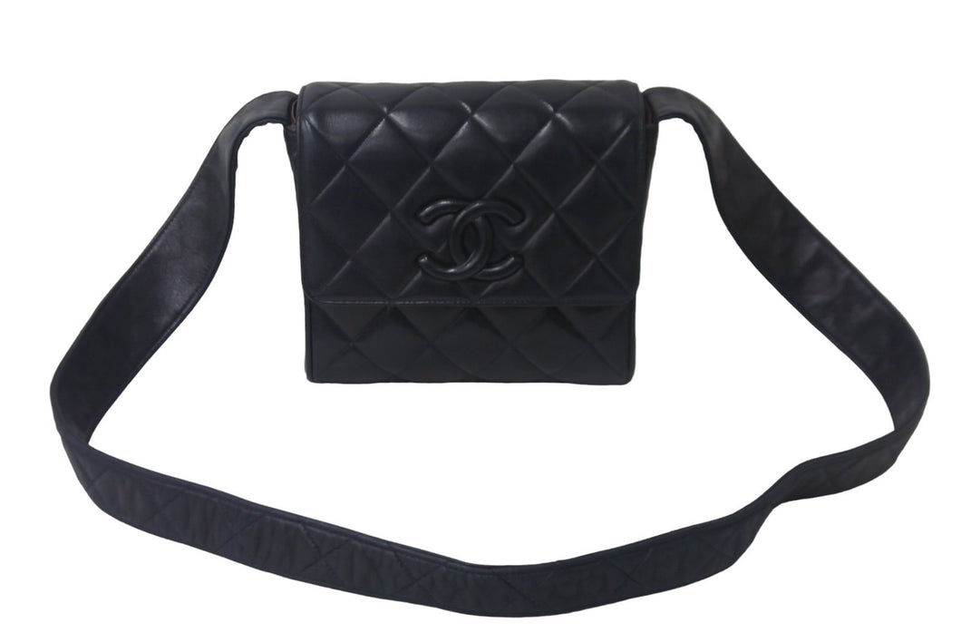 CHANEL シャネル ループショルダーバッグ ココマーク マトラッセ 4番台 1997年 ラムスキン ネイビー ゴールド金具 美品 中古 55456