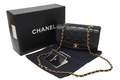 極美品 CHANEL シャネル チェーンショルダーバッグ ダイアナマトラッセ 22cm 3番台 ブラック ゴールド金具 中古 55472