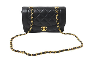 極美品 CHANEL シャネル チェーンショルダーバッグ ダイアナマトラッセ 22cm 3番台 ブラック ゴールド金具 中古 55472