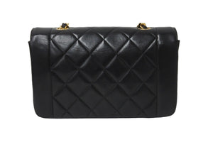 極美品 CHANEL シャネル チェーンショルダーバッグ ダイアナマトラッセ 22cm 3番台 ブラック ゴールド金具 中古 55472