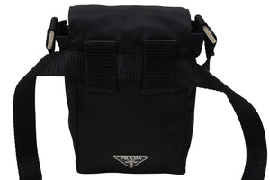 極美品 PRADA プラダ ミニショルダーバッグ ナイロン トライアングルロゴ ブラック シルバー金具 中古 55482 