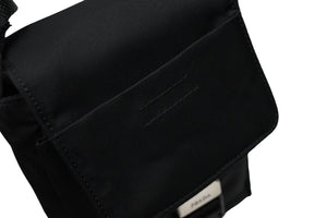 極美品 PRADA プラダ ミニショルダーバッグ ナイロン トライアングルロゴ ブラック シルバー金具 中古 55482 