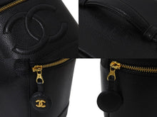 Load image into Gallery viewer, CHANEL シャネル ココマーク バニティバッグ 縦型 ハンドバッグ 5番台 キャビアスキン ブラック ゴールド金具 美品 中古 55487