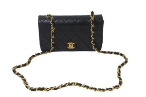 CHANEL シャネル マトラッセ フルフラップ チェーン ショルダーバッグ 1番台 ブラック ラムスキン ゴールド金具 美品 中古 55502