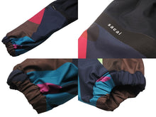 Load image into Gallery viewer, 極美品 Sacai サカイ ジャケット カウズ パッカブル ブルゾン 21AW マルチカラー サイズ2 ポリエステル 21-02563M 中古 55536