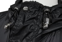 Load image into Gallery viewer, CHROME HEARTS クロムハーツ ナイロンジャケット フードジャケット レースストッパー ブラック SV925 サイズS美品 中古 55552