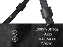 Load image into Gallery viewer, LOUIS VUITTON ルイヴィトン ショルダーバッグ 巾着 フラグメント 藤原ヒロシ ナノバッグ M43418 ノワール 美品 中古 55589