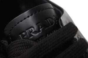 新品同様 PRADA プラダ モノリス ブラッシュドレザー レース