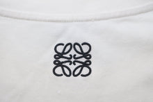 Load image into Gallery viewer, LOEWE ロエベ 21年 レター エンブロイダリー 半袖Ｔシャツ トップス H526Y22J24 ホワイト サイズL 良品 中古 55619