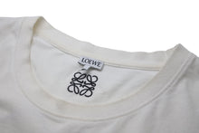 Load image into Gallery viewer, LOEWE ロエベ 21年 レター エンブロイダリー 半袖Ｔシャツ トップス H526Y22J24 ホワイト サイズL 良品 中古 55619