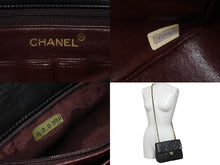 Load image into Gallery viewer, CHANEL シャネル チェーンショルダーバッグ ミニマトラッセ20cm 1番台 ラムスキン ブラック ゴールド金具 美品 中古 55630