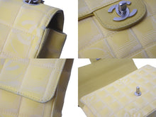 Load image into Gallery viewer, CHANEL シャネル ニュートラベルライン チョコバー チェーン ショルダーバッグ ココマーク イエロー 7番台 美品 中古 55676