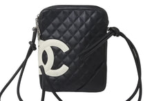 Load image into Gallery viewer, CHANEL シャネル ショルダーバッグ カンボンライン ココマーク ラムスキン A25178 ブラック シルバー金具 美品 中古 55694
