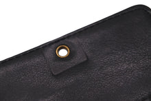 Load image into Gallery viewer, CHANEL シャネル コインケース キャビアスキン ブラック 5番台 カードポケット ゴールド金具 美品 中古 55705