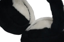 Load image into Gallery viewer, 極美品 CHANEL シャネル イヤーマフ シアリング ココマーク ブラック ホワイト AA7836B06521 中古 55783