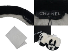 Load image into Gallery viewer, 極美品 CHANEL シャネル イヤーマフ シアリング ココマーク ブラック ホワイト AA7836B06521 中古 55783