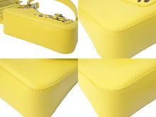 Load image into Gallery viewer, 新品未使用 LOUIS VUITTON ルイヴィトン M21702 草間彌生 マレリーニ 2WAY ショルダーバッグ イエロー ブラック エピ 中古 55784