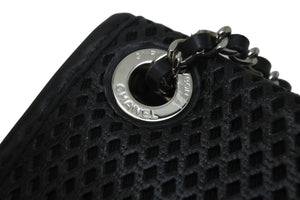 新品同様 CHANEL シャネル ショルダーバッグ 17番台 フレンチリビエラ パンチングレザー ブラック シルバー金具 中古 55797