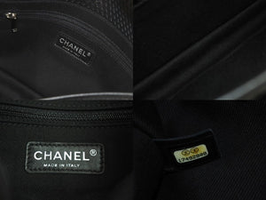 新品同様 CHANEL シャネル ショルダーバッグ 17番台 フレンチリビエラ パンチングレザー ブラック シルバー金具 中古 55797
