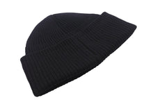 Load image into Gallery viewer, 新品未使用 CHROME HEARTS クロムハーツ ニットキャップ ニット帽 クロスパッチ セメタリー クロスパッチ シルバー 中古 55815