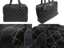 Load image into Gallery viewer, CHANEL シャネル ワイルドステッチ ボストンバッグ ココマーク ブラック 6番台 ロゴ ロック付き 鞄 手持ち かばん 中古 55841