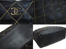 Load image into Gallery viewer, CHANEL シャネル ワイルドステッチ ボストンバッグ ココマーク ブラック 6番台 ロゴ ロック付き 鞄 手持ち かばん 中古 55841