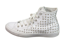 Load image into Gallery viewer, CHROME HEARTS クロムハーツ コンバース スニーカー CHプラスダガーピラミッド オールスター 28.5cm ホワイト シルバー金具 55865 正