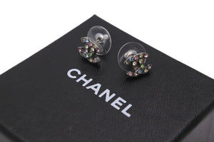 極美品 CHANEL シャネル ピアス アクセサリー ココマーク 05A刻印 2005年秋 シルバー マルチカラーラインストーン 1g 中古 55885