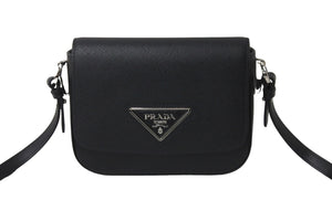 PRADA プラダショルダーバッグ トライアングルロゴ 1BD249 カーフ ブラック NERO シルバー金具 美品 中古 55893 