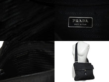 Load image into Gallery viewer, PRADA プラダ ショルダーバッグ スクエア トライアングルロゴ ナイロン ブラック シルバー金具 美品 中古 55894