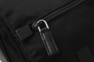 極美品 PRADA プラダショルダーバッグ メッセンジャー トライアングルロゴ ブラック ナイロン 1BD671 ブラック 中古 55903 