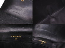 Load image into Gallery viewer, CHANEL シャネル 三つ折り財布 ココマーク 6番台 2000年 キャビアスキン ブラック ゴールド金具 レディース 美品 中古 55910