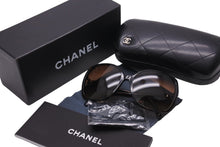 Load image into Gallery viewer, CHANEL シャネル ココマーク ブラウン サングラス メガネ 5204A サイズ60□17-135 イタリア製 美品 中古 55912