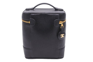 極美品 CHANEL シャネル 縦型 バニティ バッグ キャビアスキン ブラック ハンドバッグ ココマーク ポーチ ゴールド金具 中古 55924