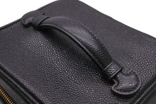 Load image into Gallery viewer, 極美品 CHANEL シャネル 縦型 バニティ バッグ キャビアスキン ブラック ハンドバッグ ココマーク ポーチ ゴールド金具 中古 55924