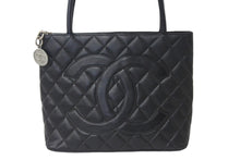 Load image into Gallery viewer, CHANEL シャネル ハンドバッグ 復刻トート A01804 ココマーク キャビアスキン ブラック シルバー金具 美品 中古 55926