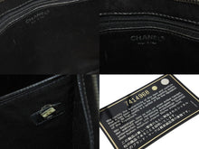 Load image into Gallery viewer, CHANEL シャネル ハンドバッグ 復刻トート A01804 ココマーク キャビアスキン ブラック シルバー金具 美品 中古 55926