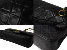 Load image into Gallery viewer, CHANEL シャネル マトラッセ Wフラップ チェーン ショルダーバッグ 2番台 ゴールド金具 ココマーク ロゴ 中古 55964