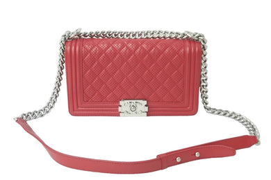 極美品 CHANEL シャネル ショルダーバッグ ボーイシャネル 19番台 パンチング レザー レッド シルバー金具 中古 55976