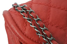 Load image into Gallery viewer, 新品同様 CHANEL シャネル チェーンショルダーバッグ ココマーク キャビアスキン ステッチ 21番台 2015年 レッド 中古 55992